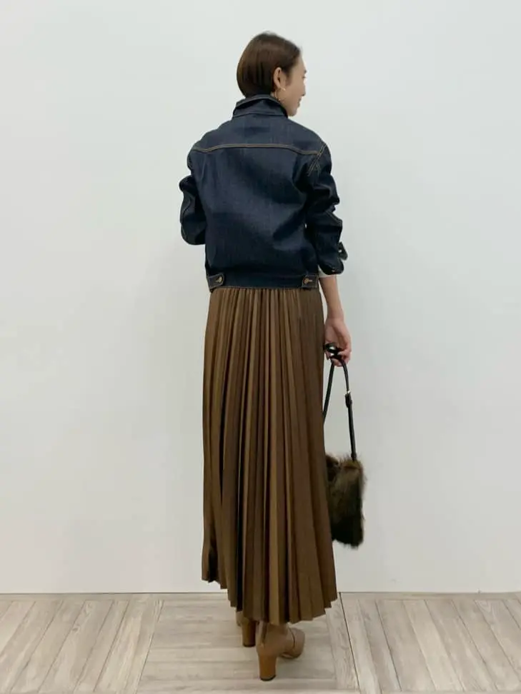 23区 秋葉 コーディネート画像