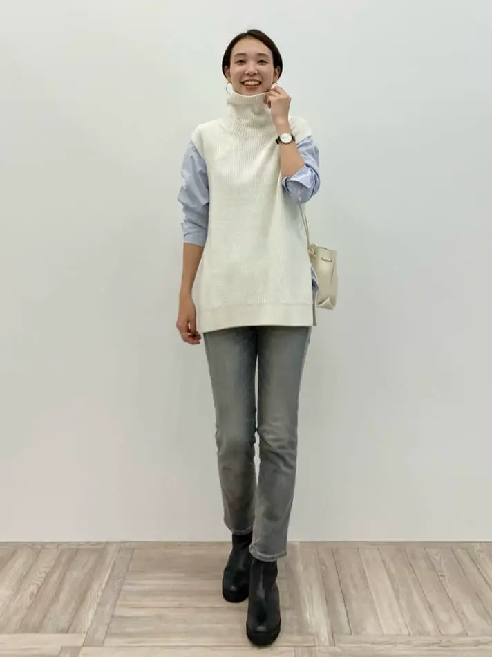 23区 秋葉 コーディネート画像