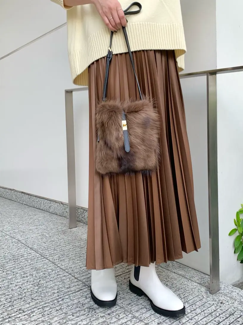 23区 秋葉 コーディネート画像