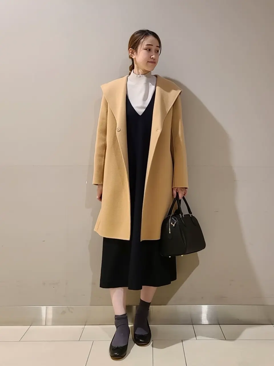  スタッフ. コーディネート画像