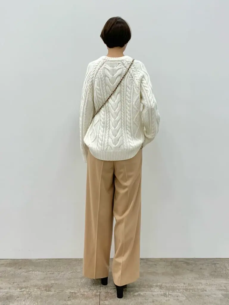 23区 秋葉 コーディネート画像