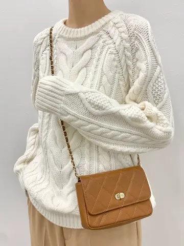 23区 秋葉 コーディネート画像