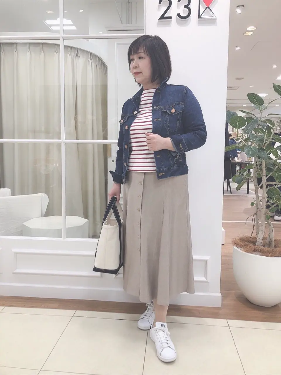  スタッフ コーディネート画像