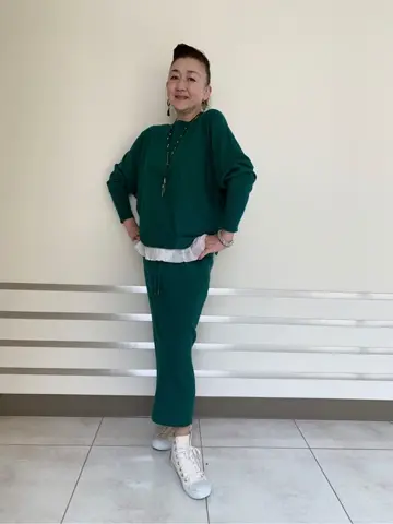 23区 塩谷美喜 コーディネート画像