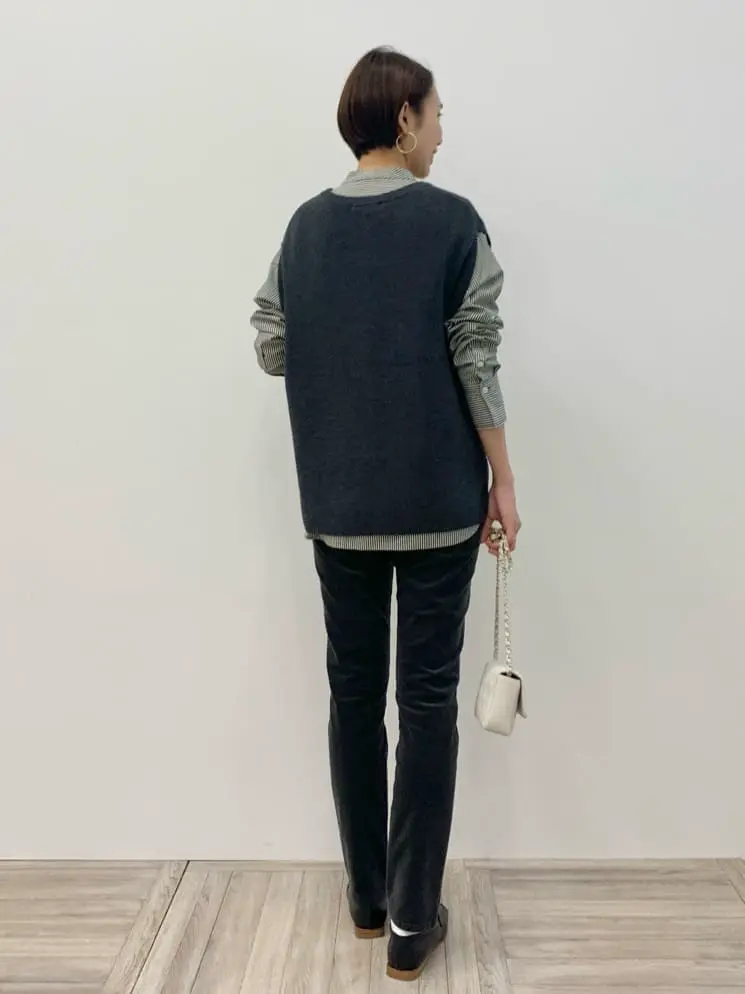 23区 秋葉 コーディネート画像