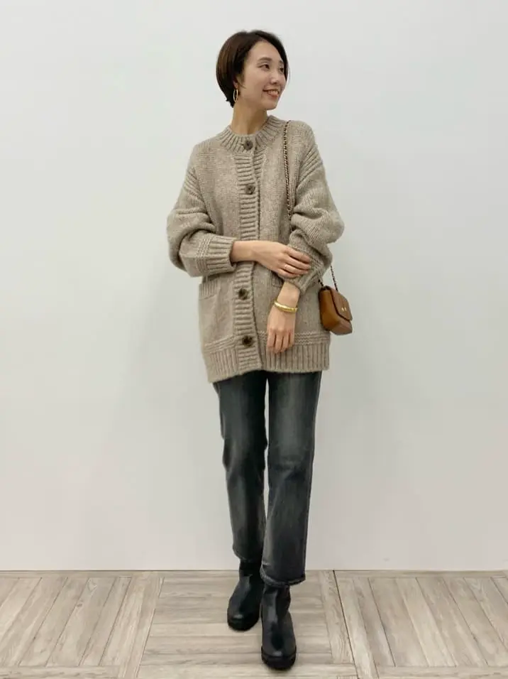 23区 秋葉 コーディネート画像