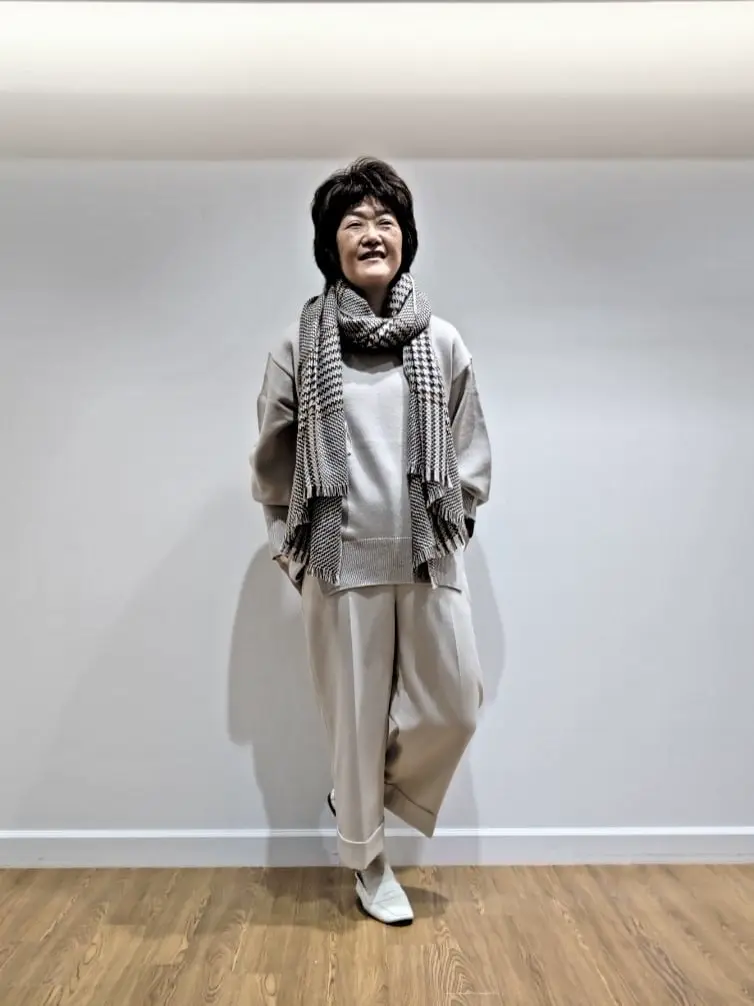  コミヤ コーディネート画像