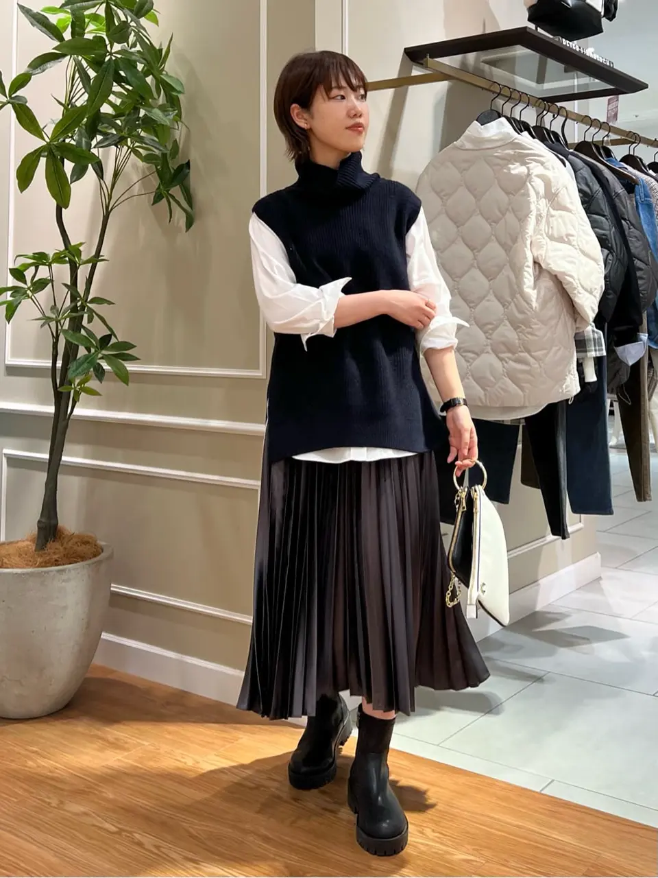 23区 伊藤 コーディネート画像