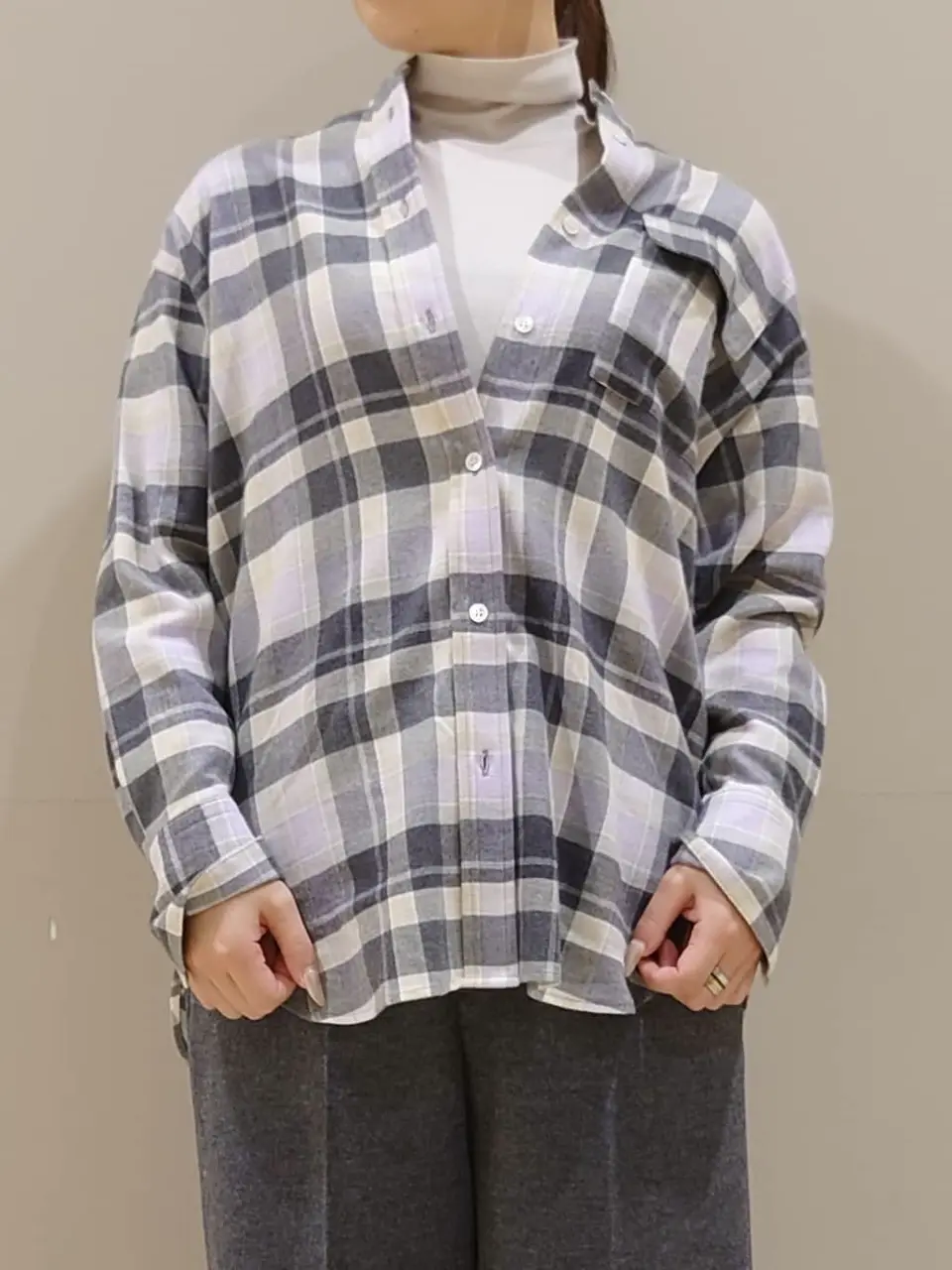 23区 スタッフ コーディネート画像