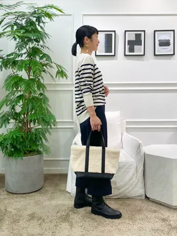 23区 岡本 コーディネート画像