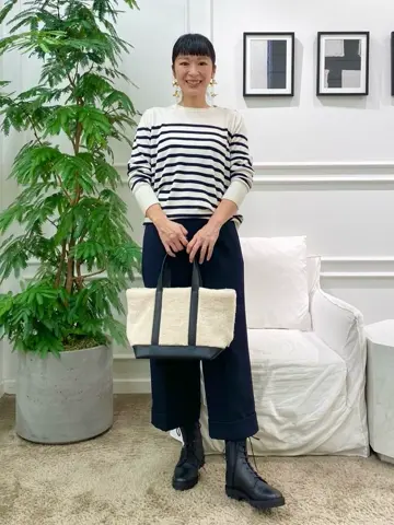 23区 岡本 コーディネート画像