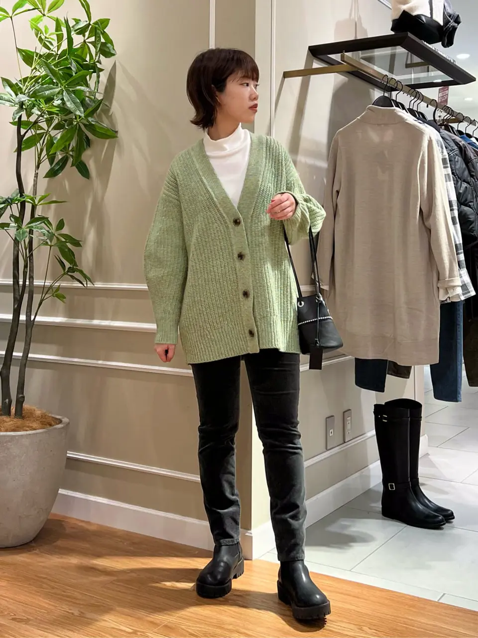 23区 伊藤 コーディネート画像