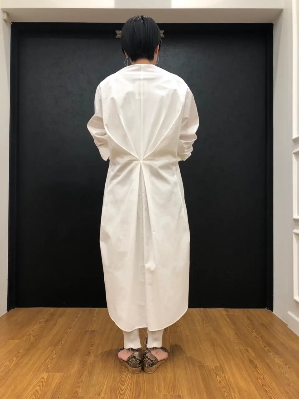 23区 岡本 コーディネート画像