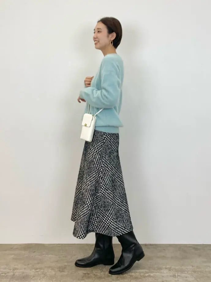 23区 秋葉 コーディネート画像