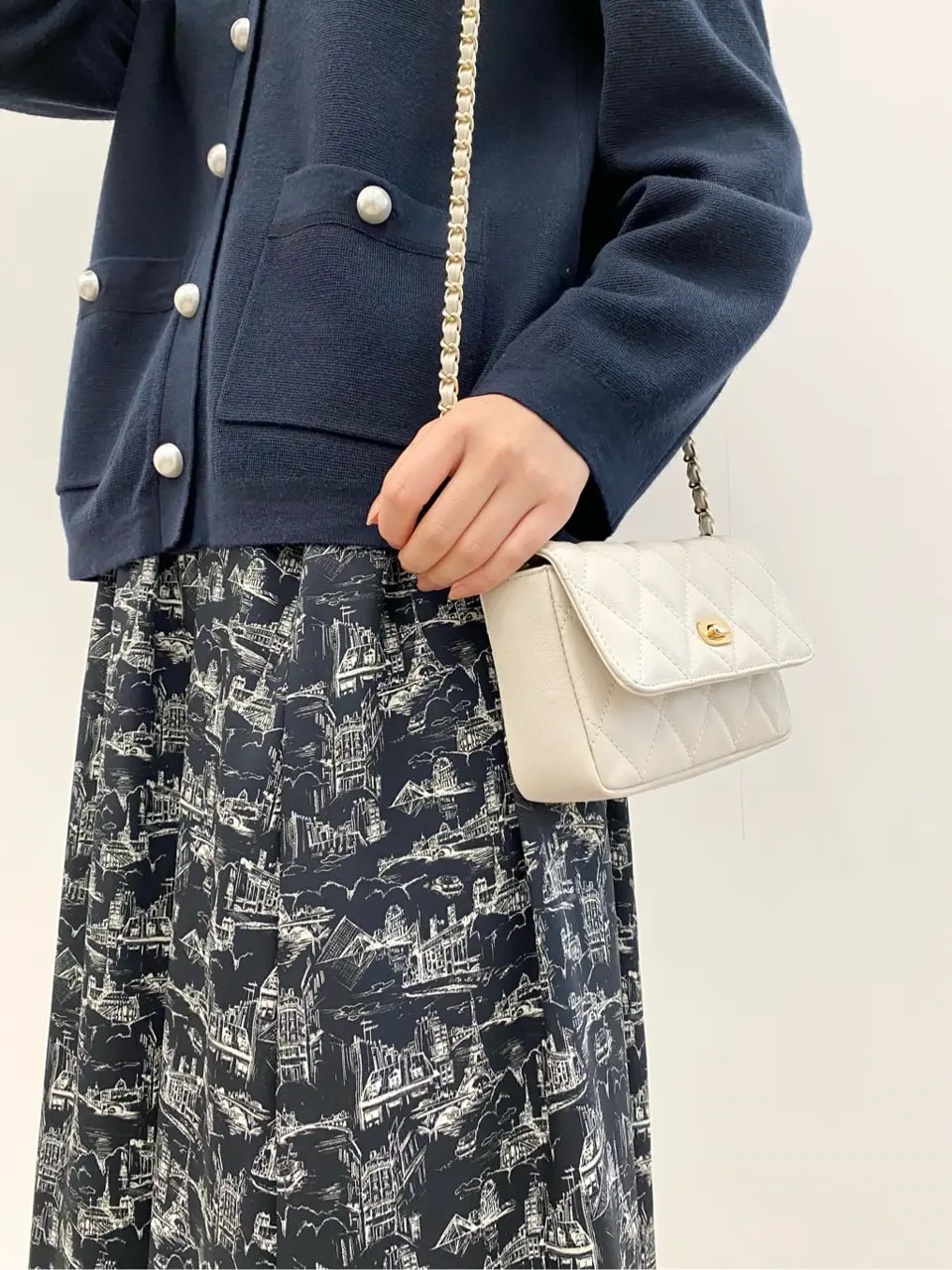 23区 板垣 コーディネート画像