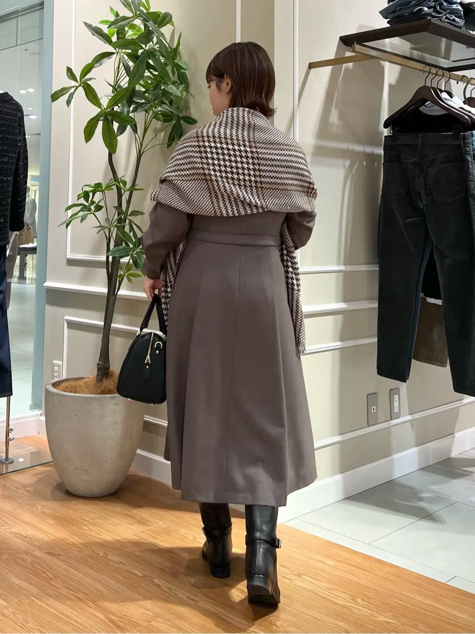 23区 伊藤 コーディネート画像