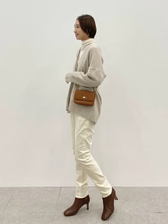 23区 秋葉 コーディネート画像