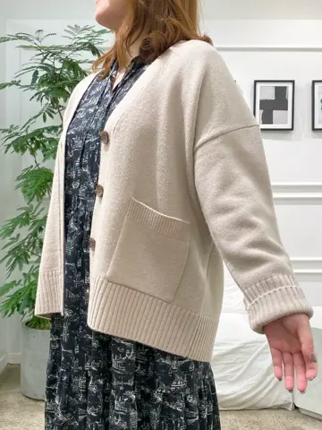 23区 藤原 コーディネート画像