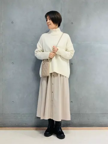 23区 スタッフ  コーディネート画像