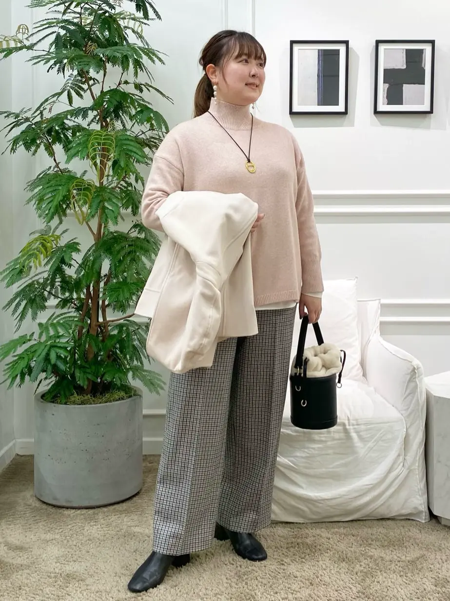 23区 藤原 コーディネート画像