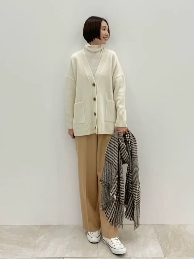 23区 秋葉 コーディネート画像