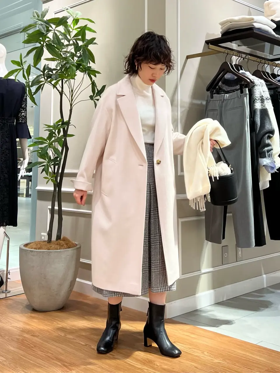 23区 伊藤 コーディネート画像