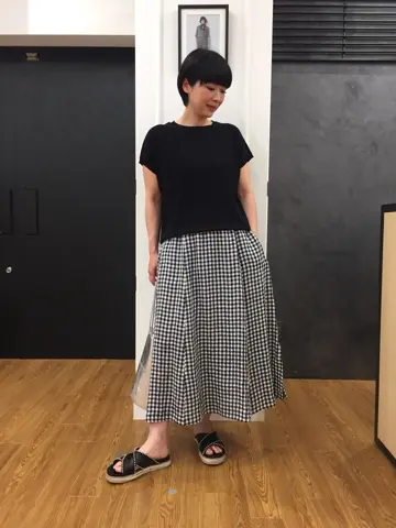 23区 岡本 コーディネート画像