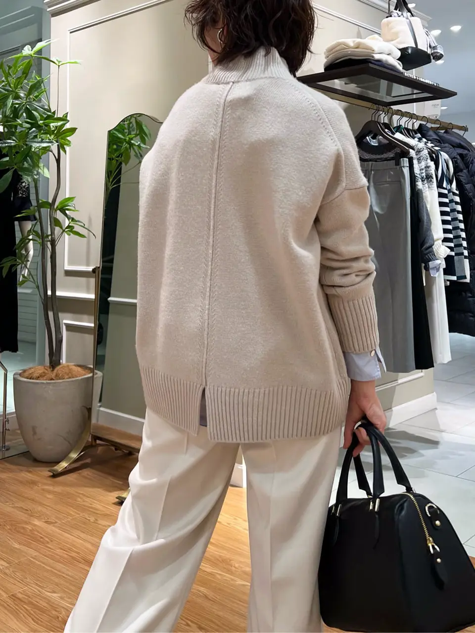 23区 伊藤 コーディネート画像