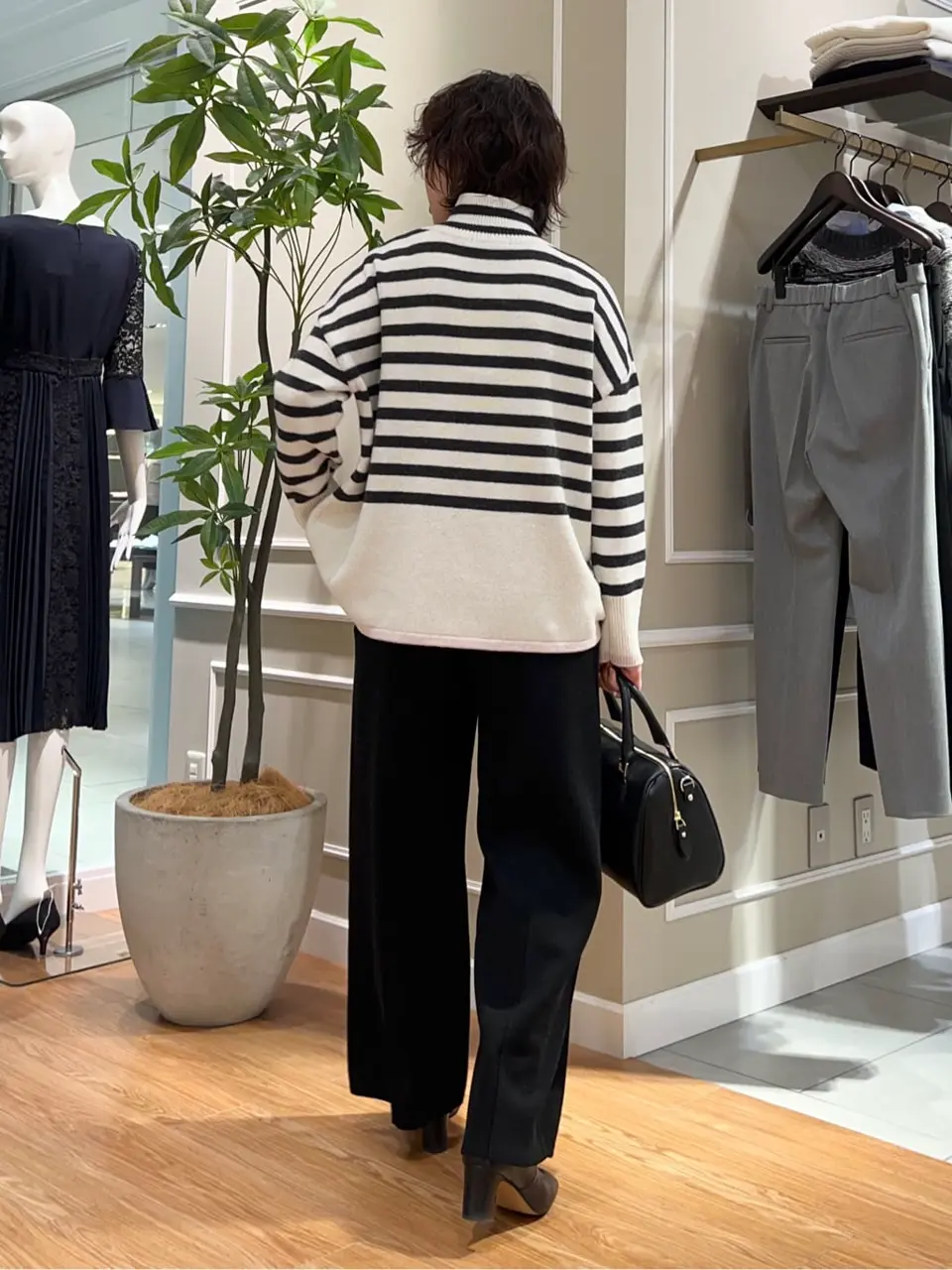 23区 伊藤 コーディネート画像