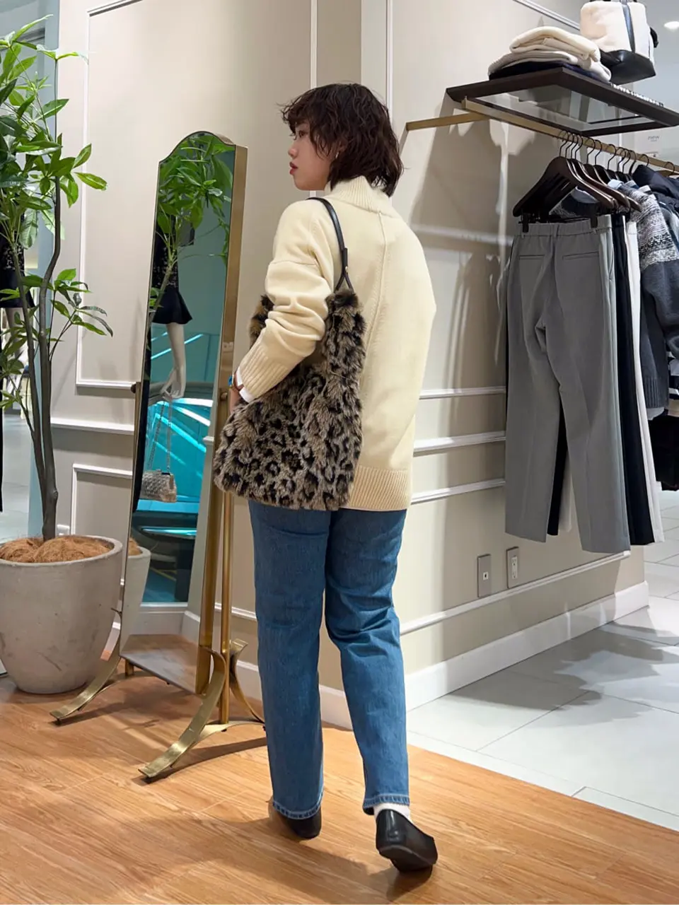 23区 伊藤 コーディネート画像