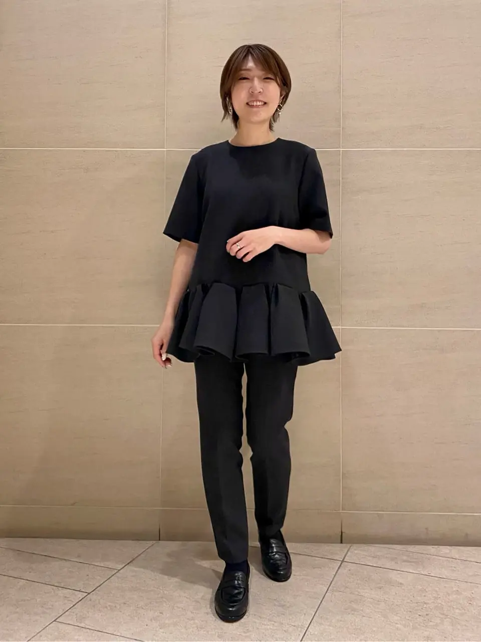  スタッフy コーディネート画像