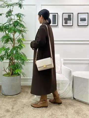 23区 岡本 コーディネート画像