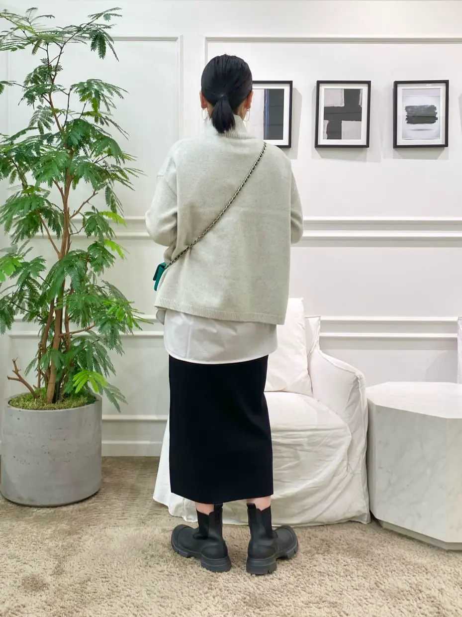 23区 岡本 コーディネート画像