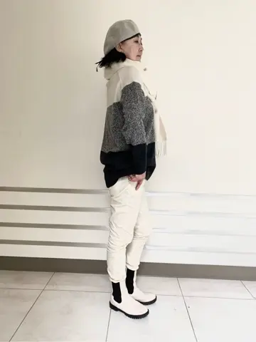 23区 塩谷美喜 コーディネート画像