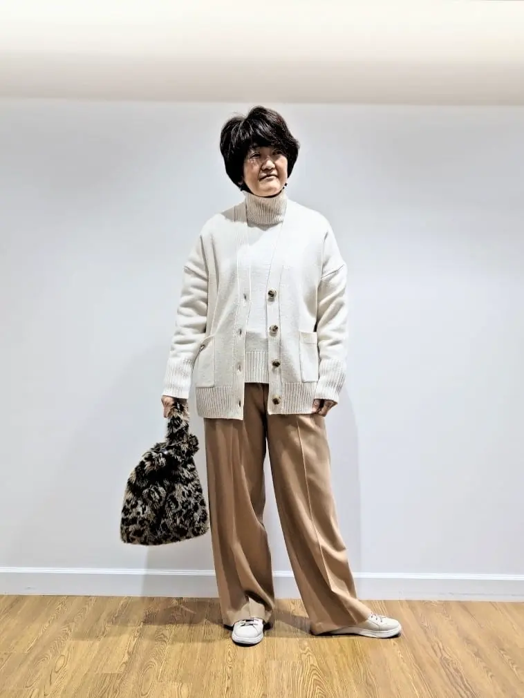  コミヤ コーディネート画像