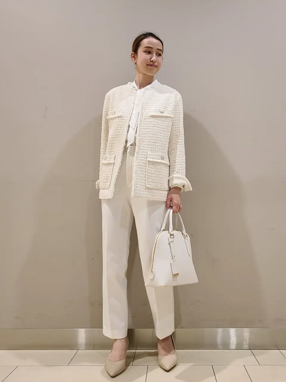  スタッフ. コーディネート画像