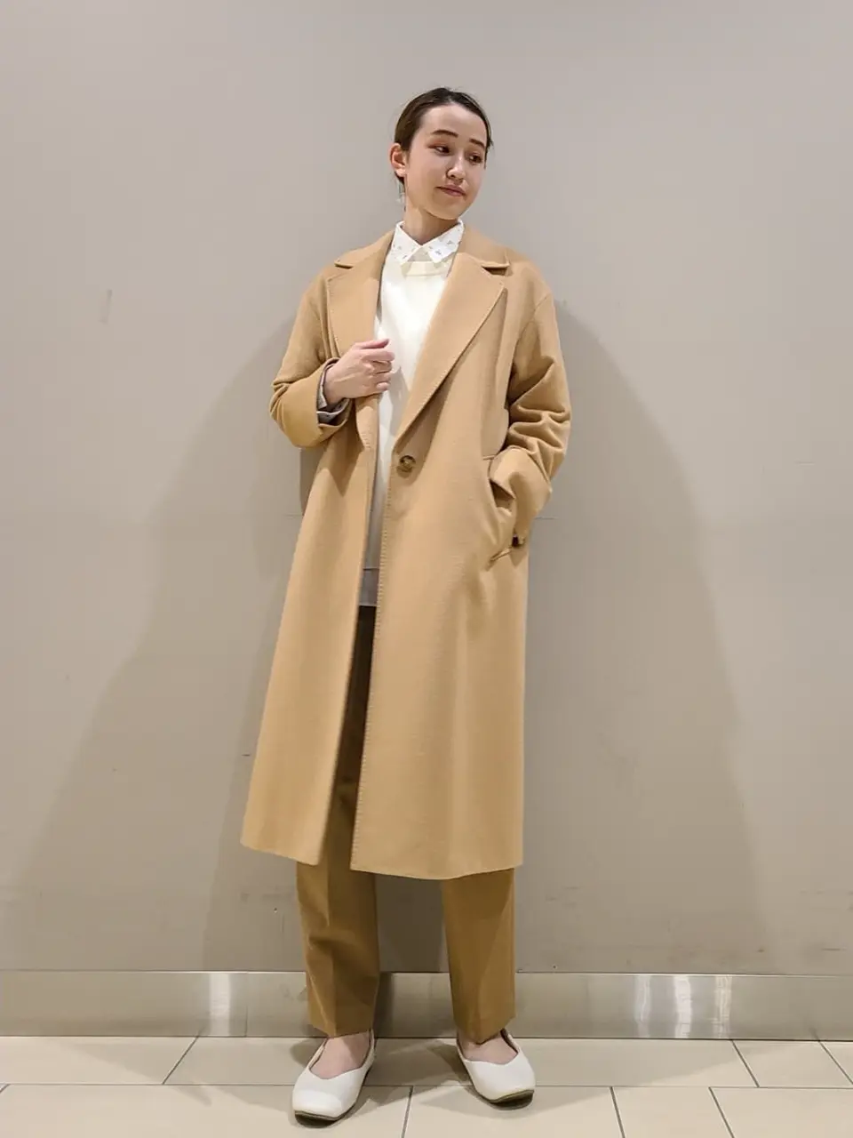  スタッフ. コーディネート画像