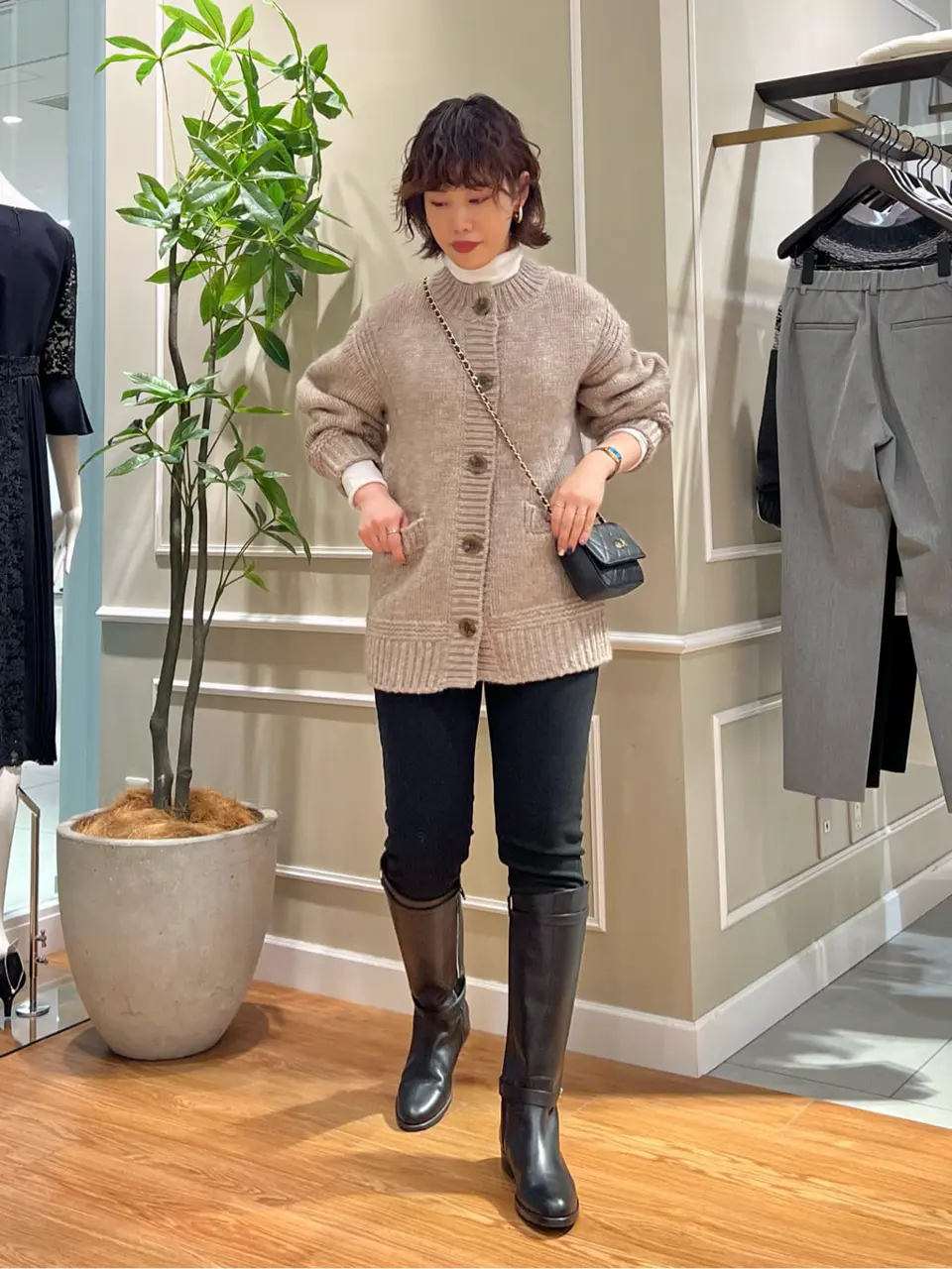 23区 伊藤 コーディネート画像