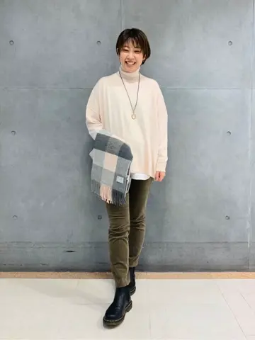 23区 スタッフ コーディネート画像