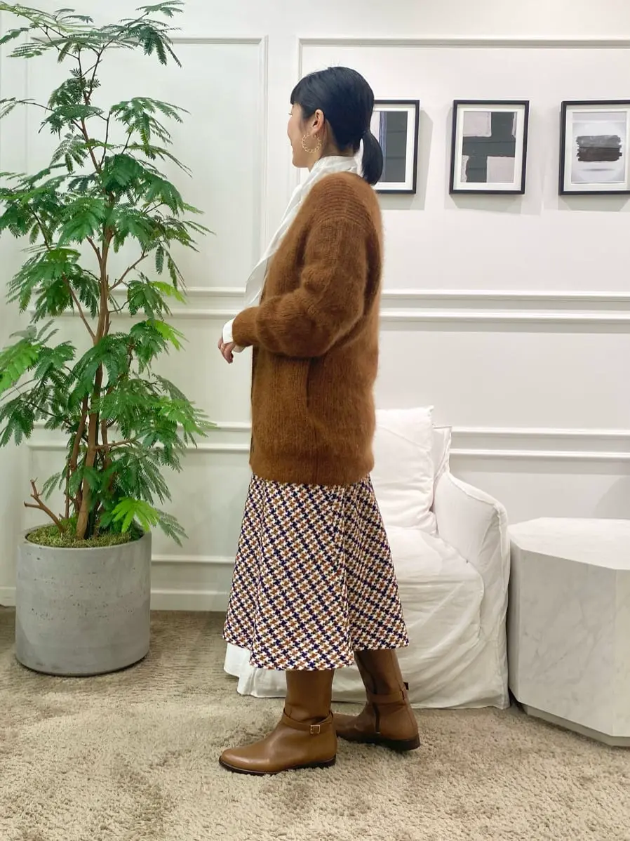 23区 岡本 コーディネート画像