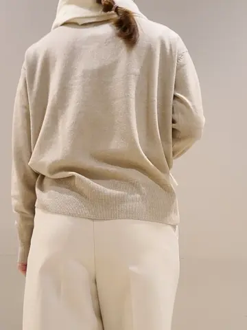 23区 スタッフ. コーディネート画像