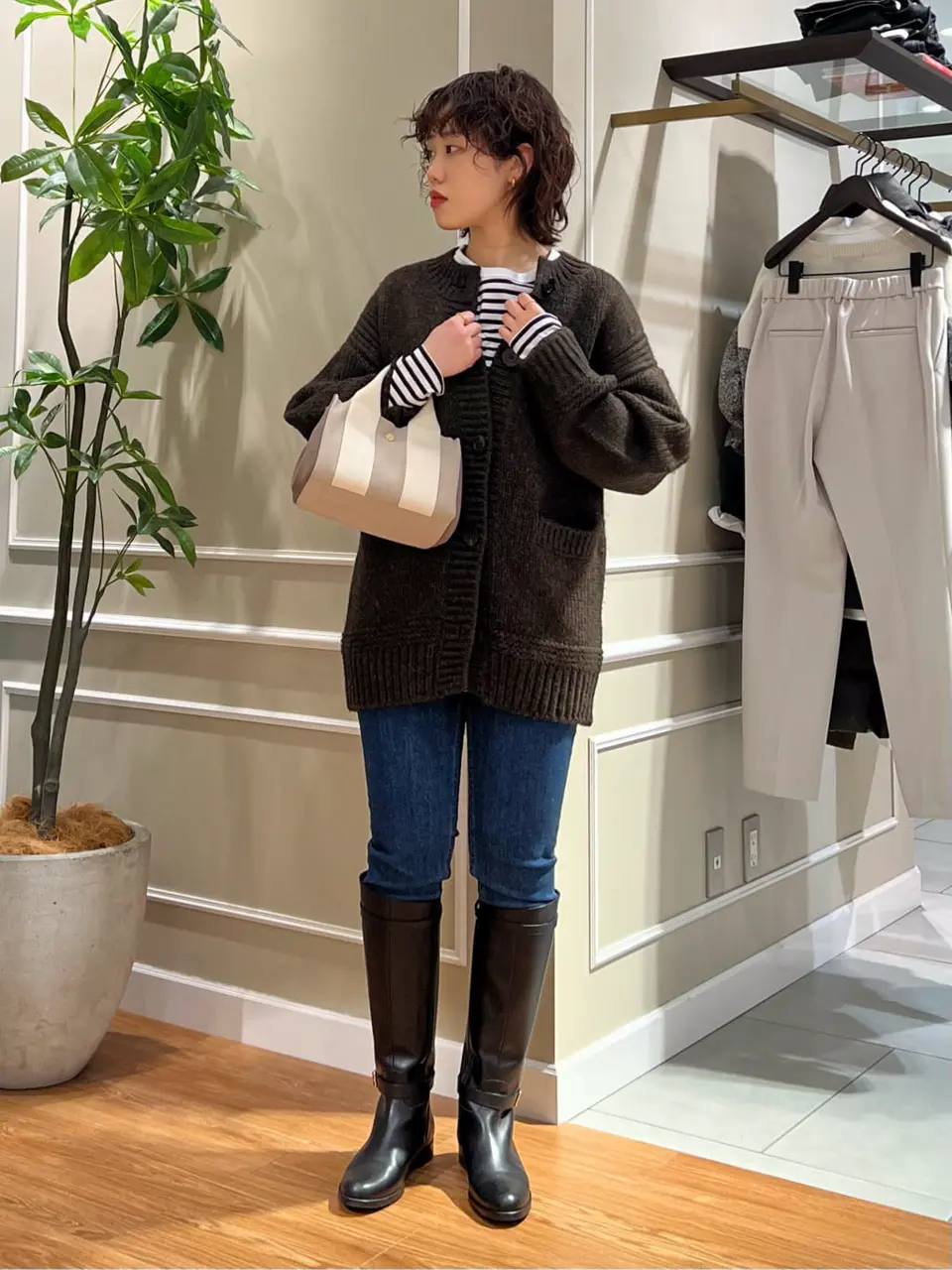 23区 伊藤 コーディネート画像