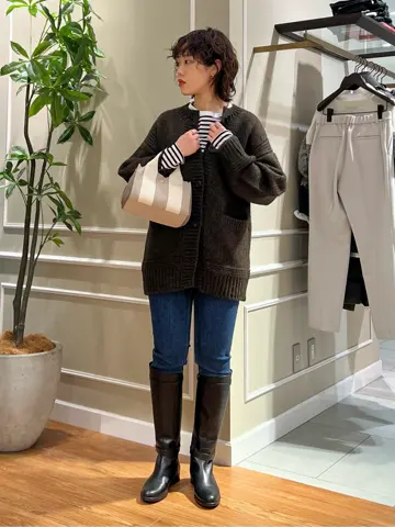 23区 伊藤 コーディネート画像