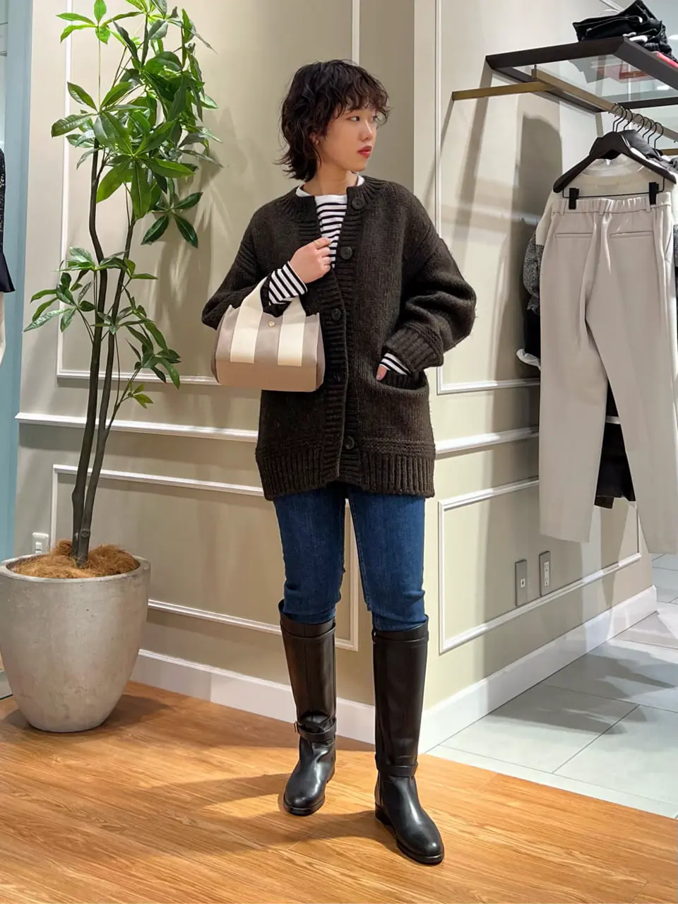 23区 伊藤 コーディネート画像