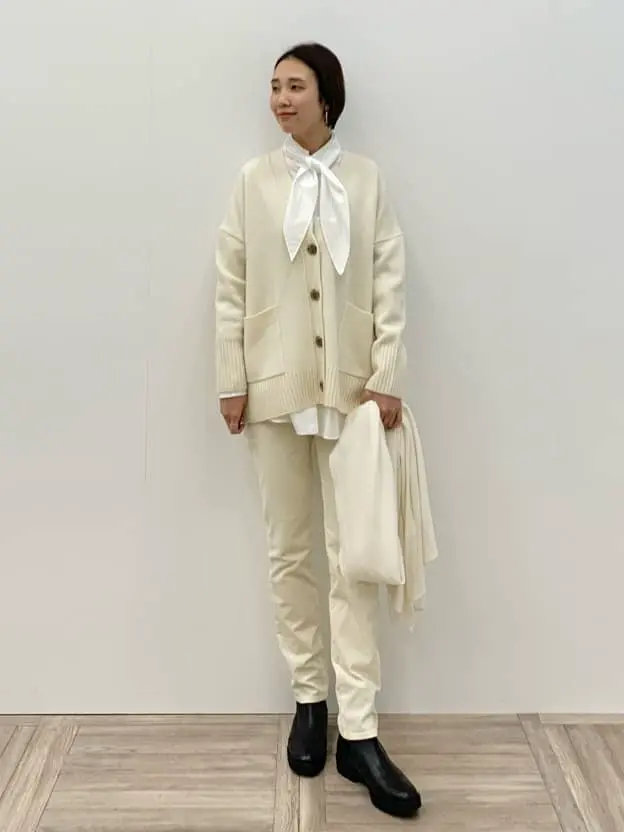 23区 秋葉 コーディネート画像