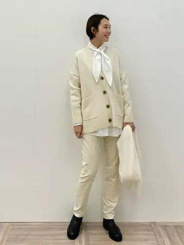 23区 秋葉 コーディネート画像