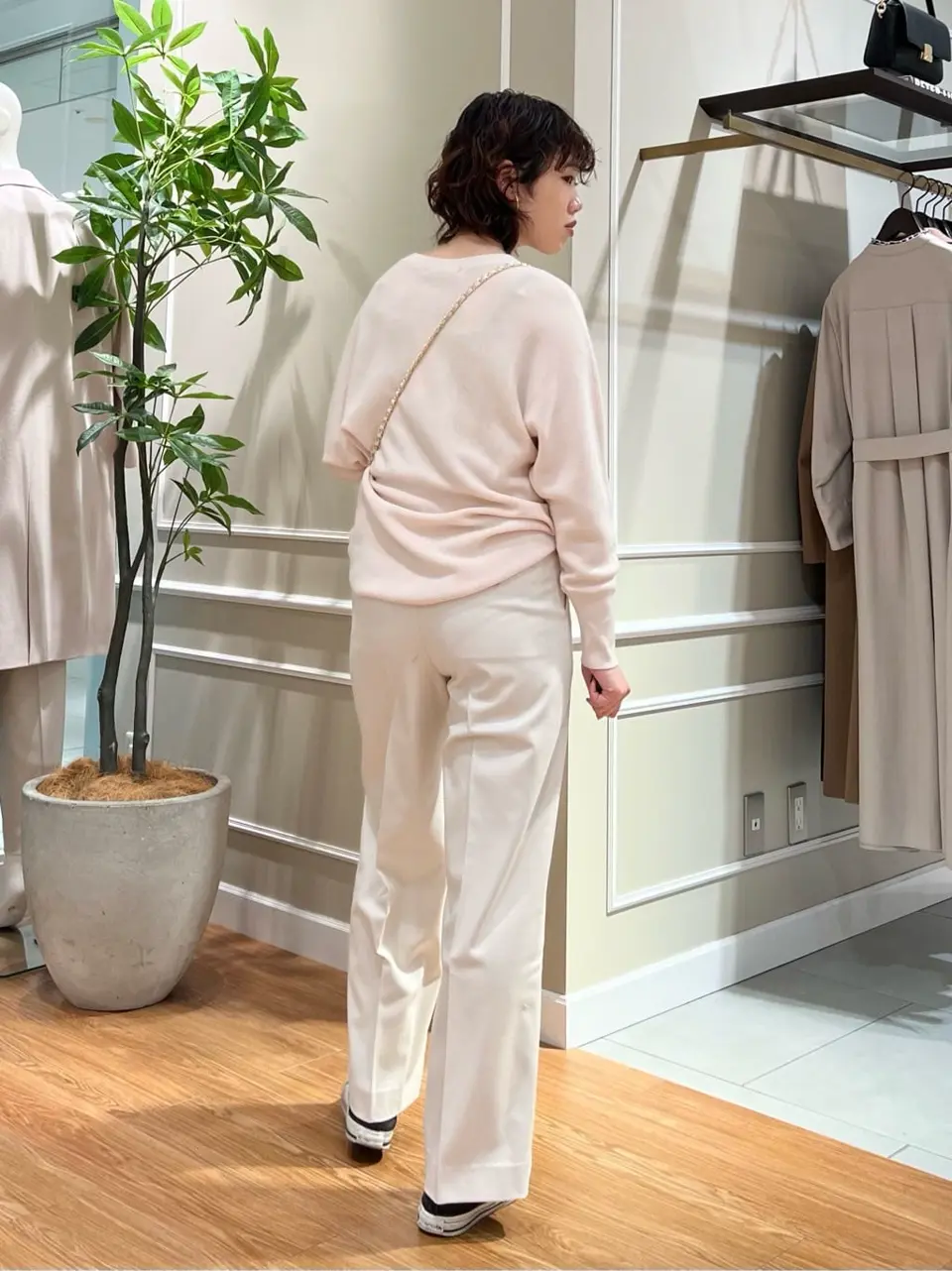 23区 伊藤 コーディネート画像