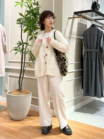 23区 伊藤 コーディネート画像