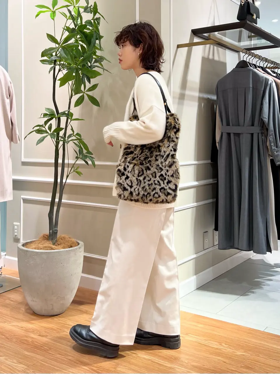 23区 伊藤 コーディネート画像