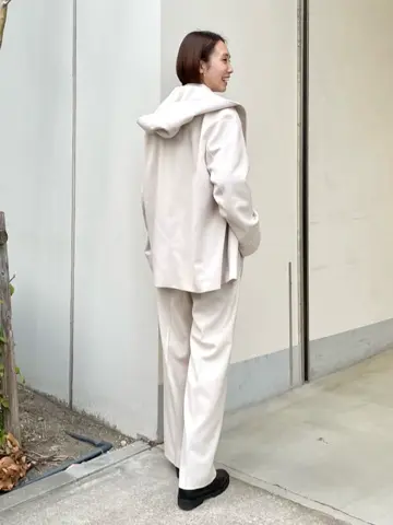 23区 秋葉 コーディネート画像